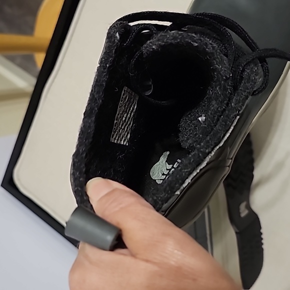 Sorel Men's Woodbine Ankle Boot - Picture 8 of 9